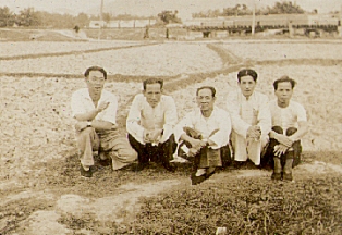 China Rice Paddies: Soo visiting family and friends in China