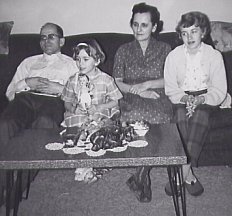 Mike, Catherine, Mother, Sue