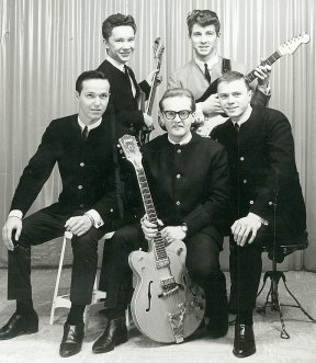 The Dovermen: Warren Hannah ~ John Bishop ~ Bill Hillman ~ DelKeith Dubbin ~ Cyril Stott