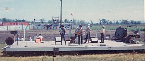 Providing intro and extros during the Rodeo