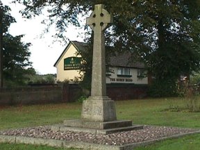 [10] Church Yard War Monument and Robin Hood Pub