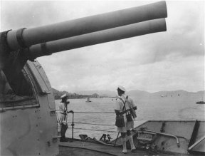 Prince Robert at HK: Lt. Dunn in foreground