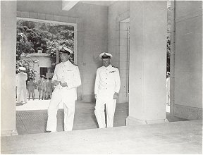 PR548: Captain Creery entering Government House, Sept 16