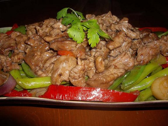 Beef tenderloin with oyster sauce