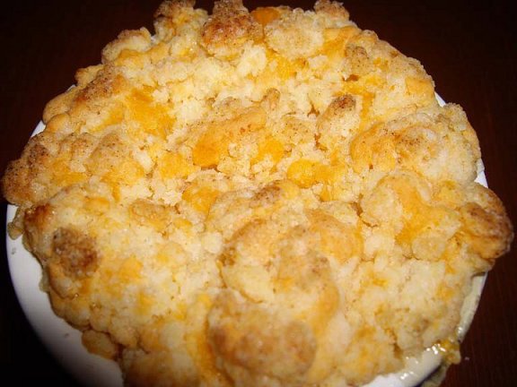 Canadian Cheddar Cheese Apple Crisp