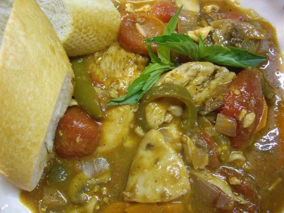 Low-fat chicken cacciatore